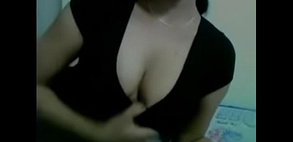  Hot Indian Girl Playing With her Boobs